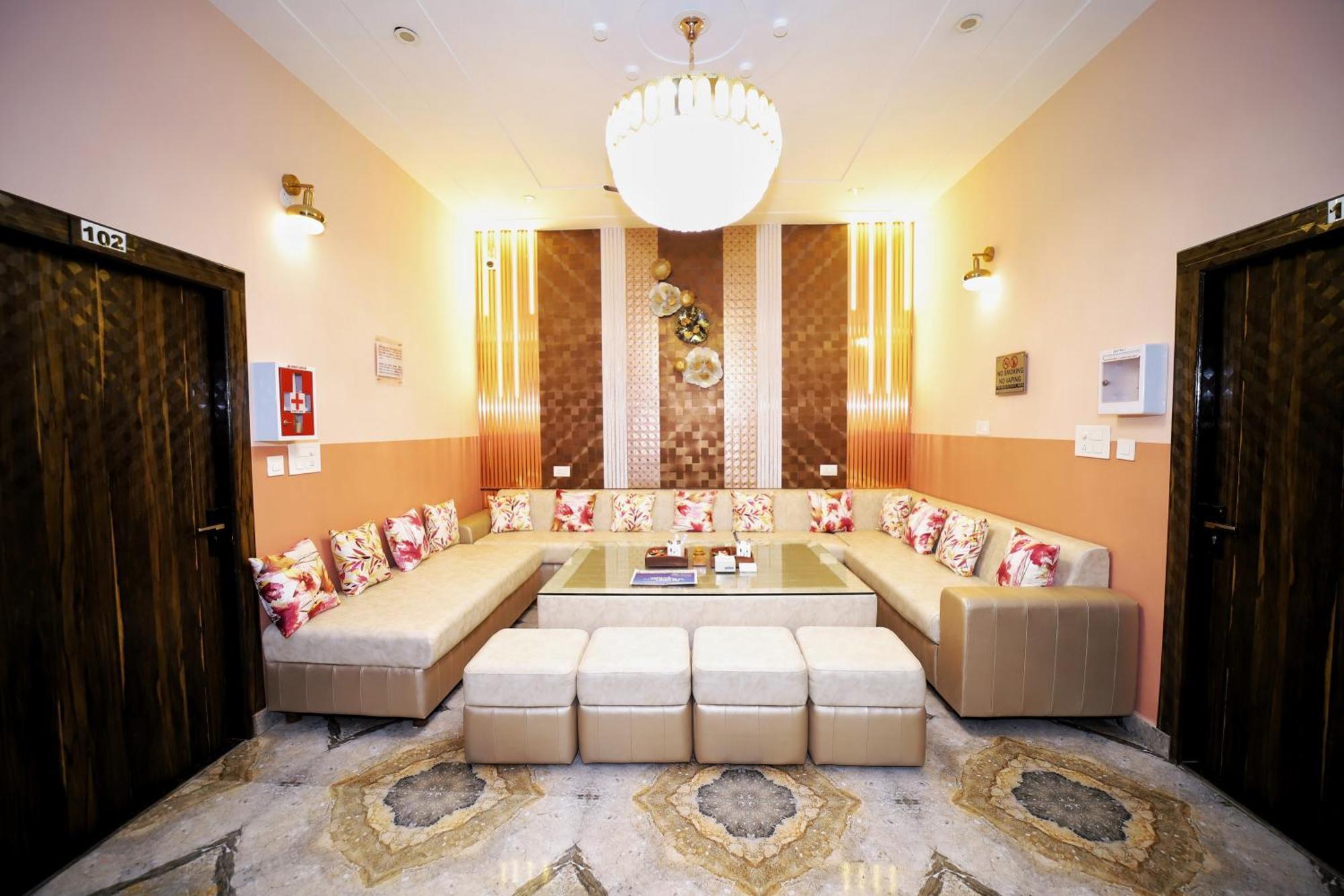 The Orchid Retreat Appartement Agra  Buitenkant foto