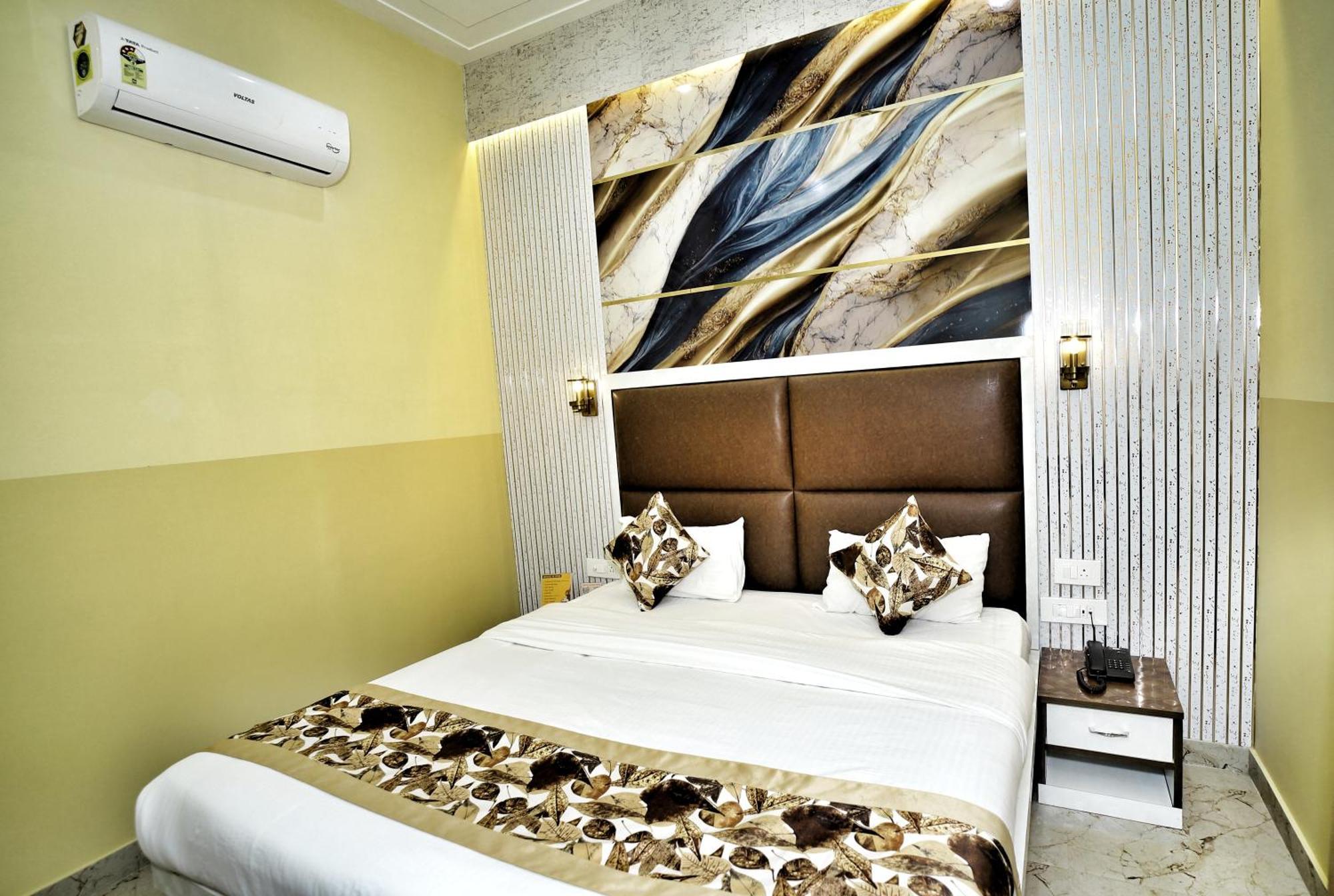 The Orchid Retreat Appartement Agra  Buitenkant foto